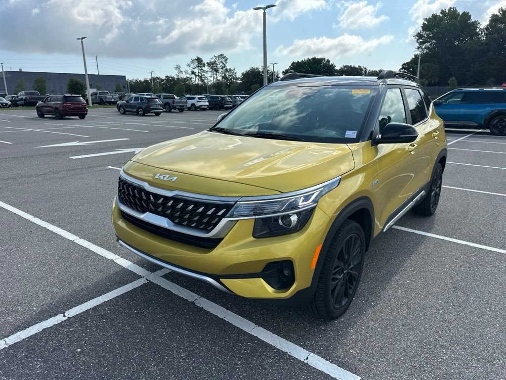 Certified Used 2023 Yellow Kia Nightfall image 14
