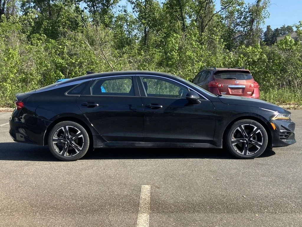 Used 2023 Ebony Black Kia GT-Line image 2