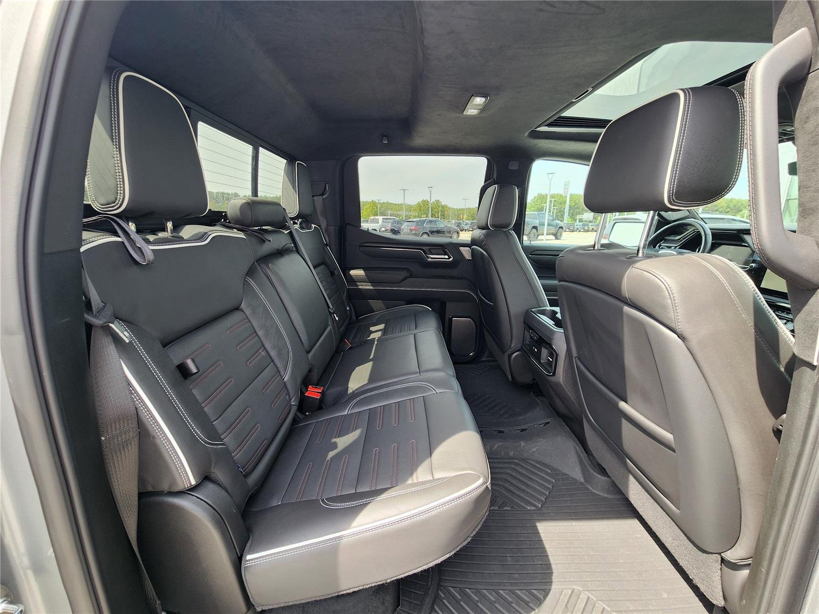 Used 2024 Sterling Metallic GMC AT4X image 9