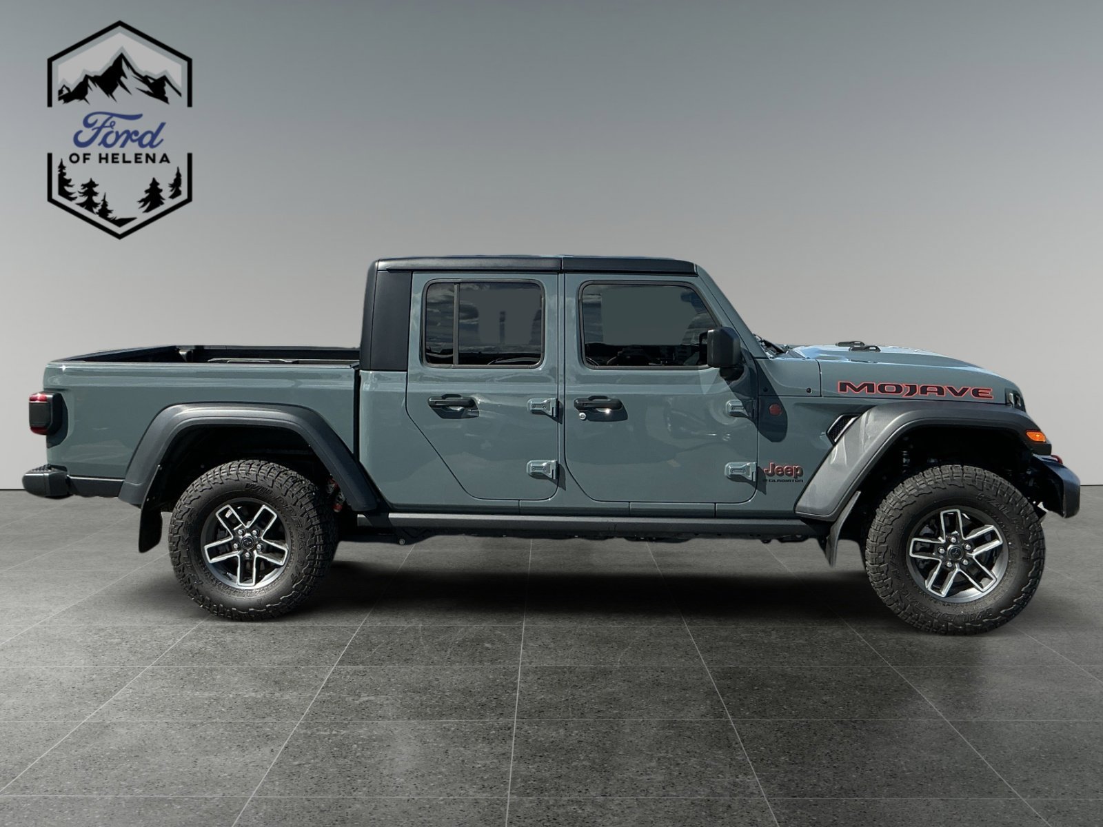 Used 2025 Anvil Clearcoat Jeep Mojave image 6