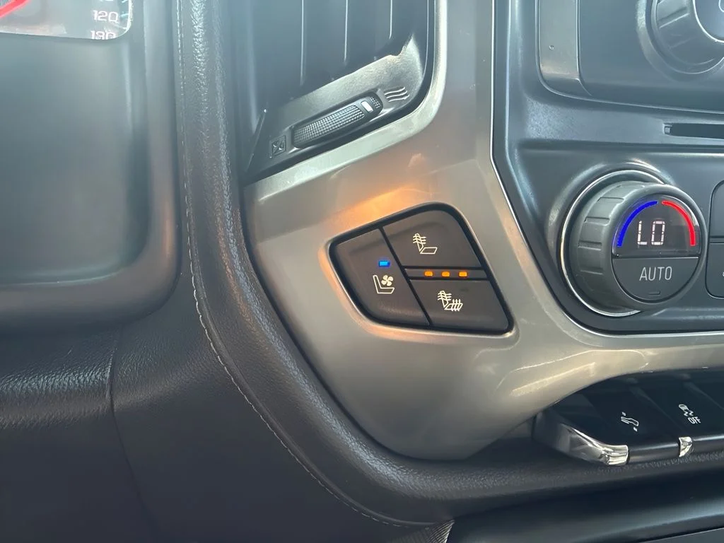 Used 2018 Black Chevrolet LTZ image 12