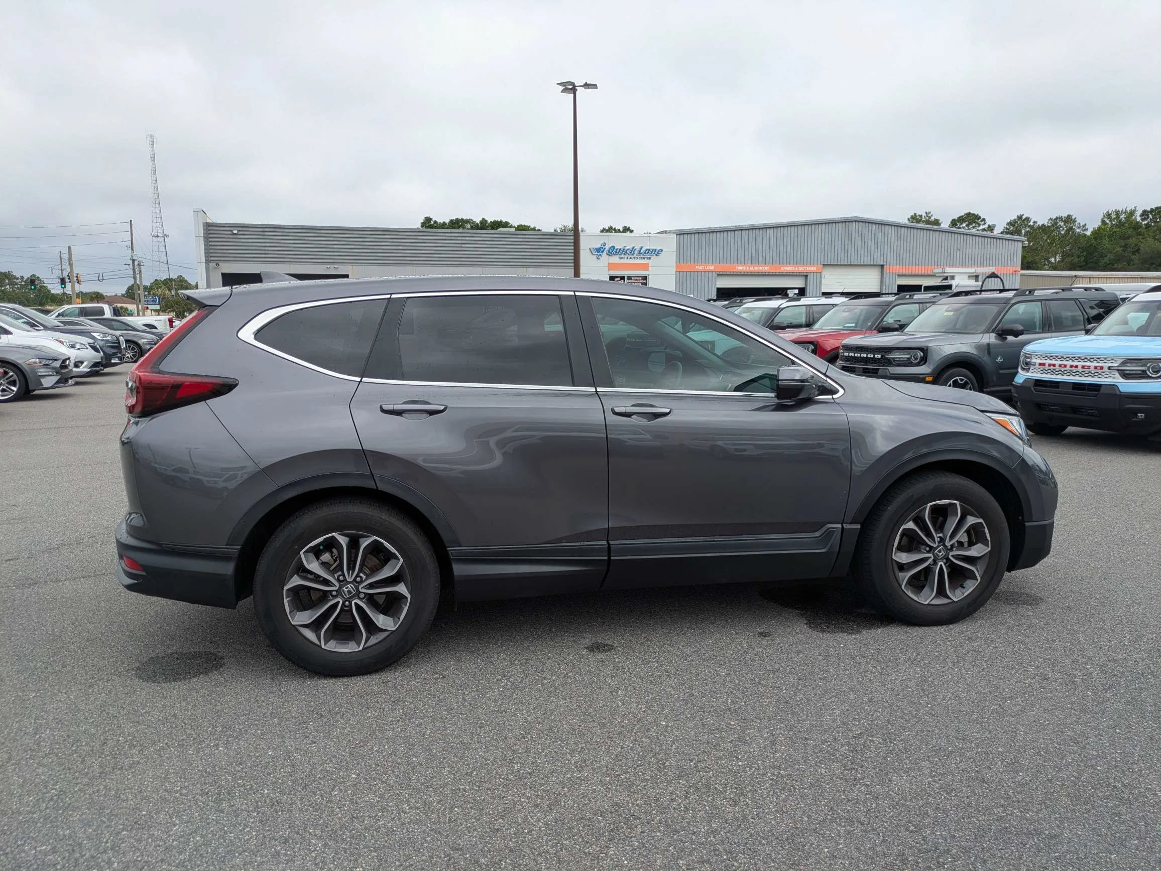 Used 2020 Sonic Gray Pearl Honda EX-L w/Honda Sense Safety System, Leather, & Moonroof image 3