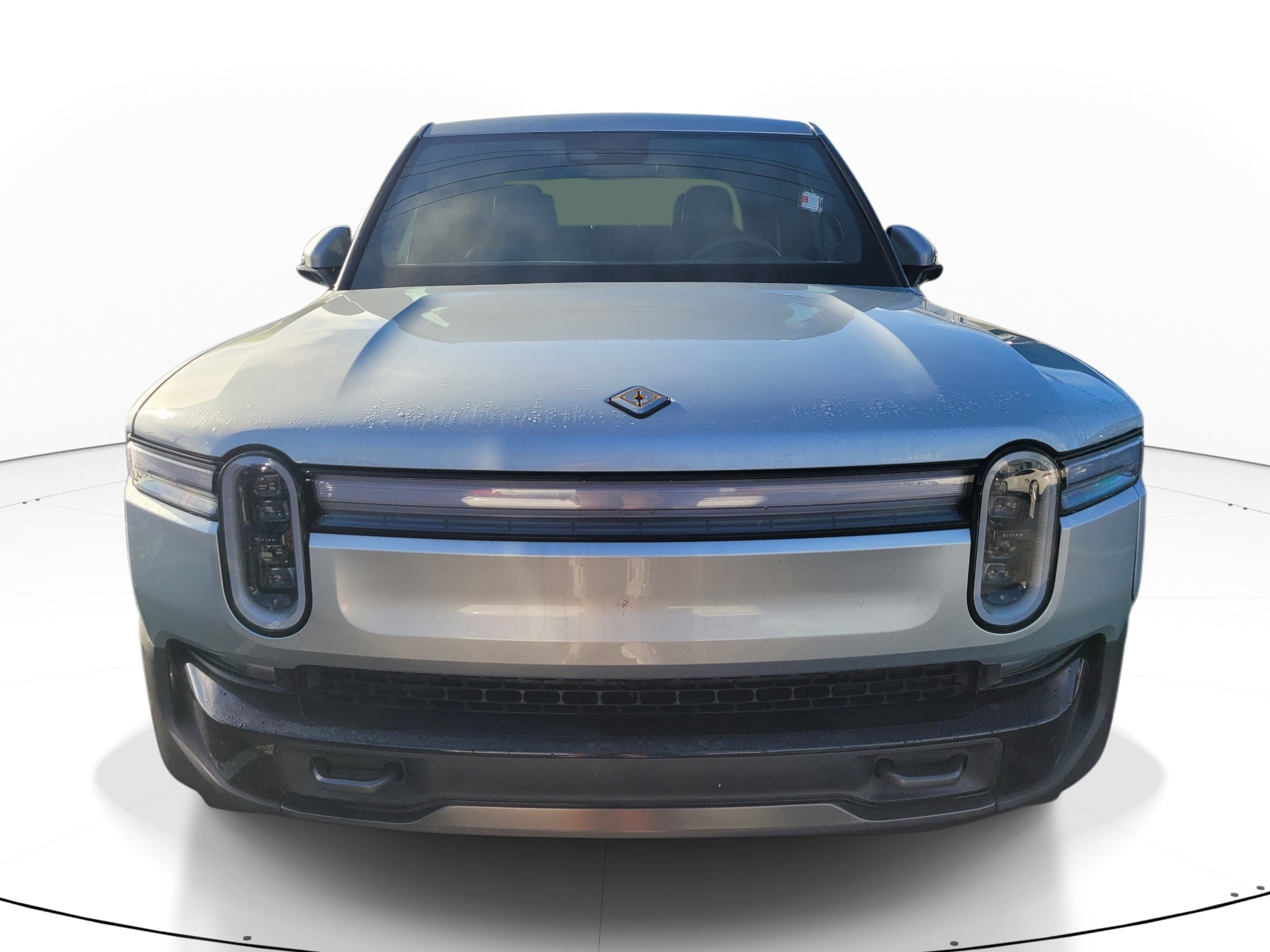 Used 2026  Rivian Dual Motor Large Pack image 2