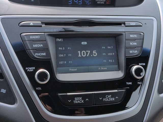Used 2015 Blue Hyundai SE image 16