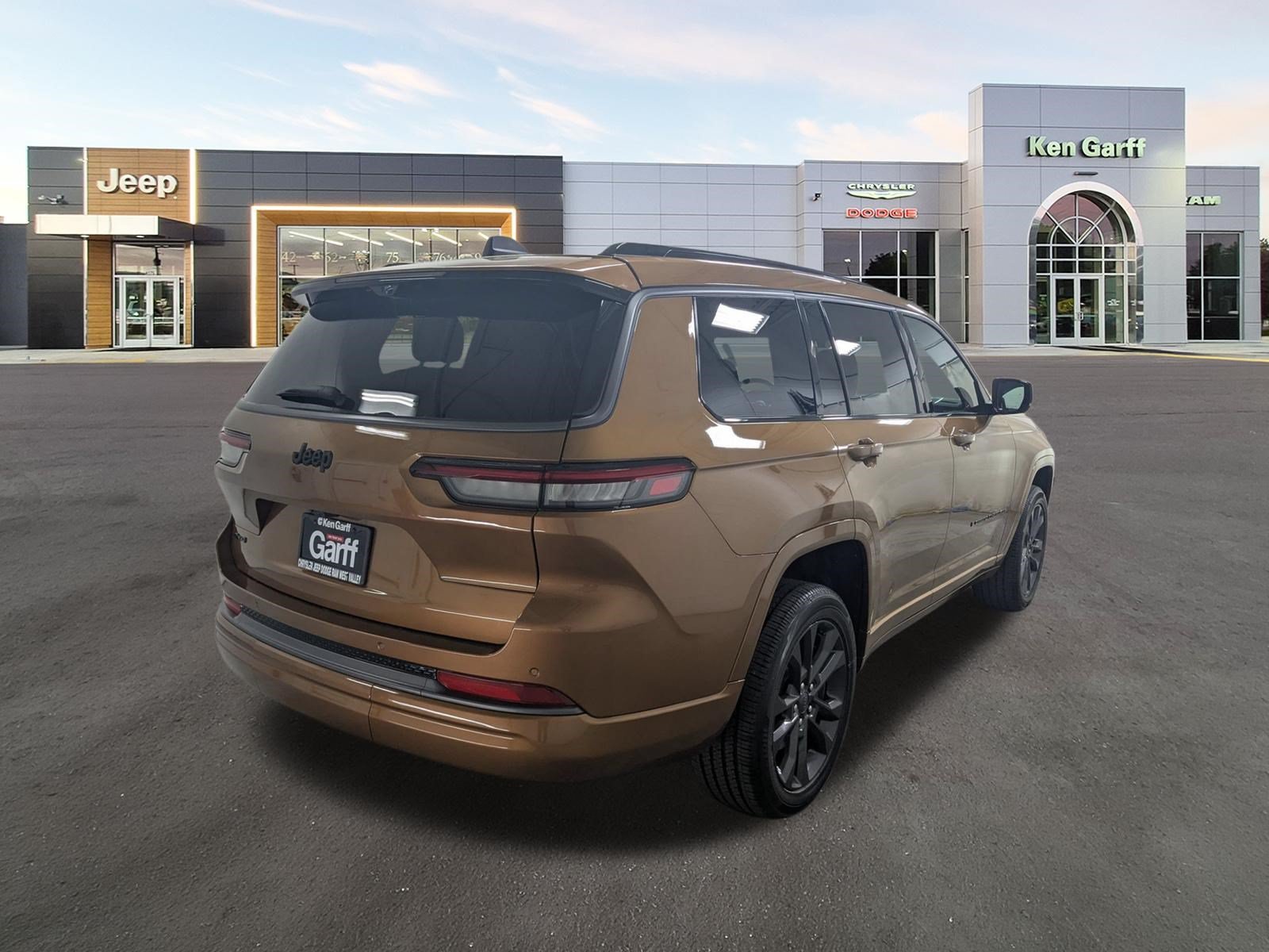 New 2026 Copper Shino Metallic Clear-Coat Exterior Paint Jeep Limited Reserve image 4
