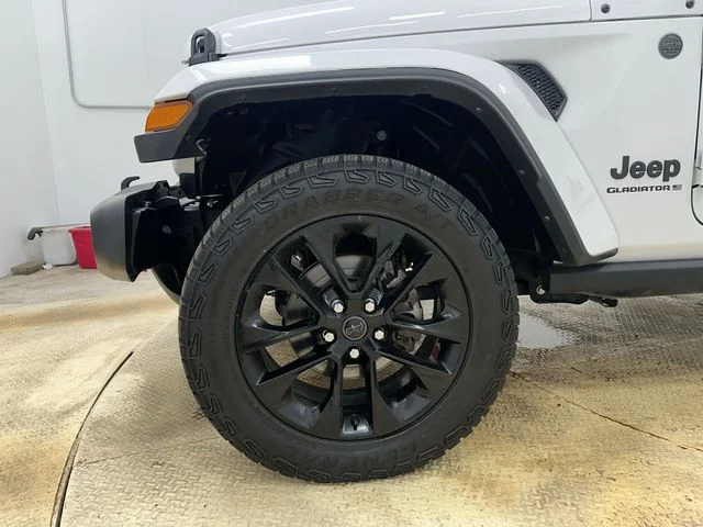 Used 2024 White Jeep Sport image 20