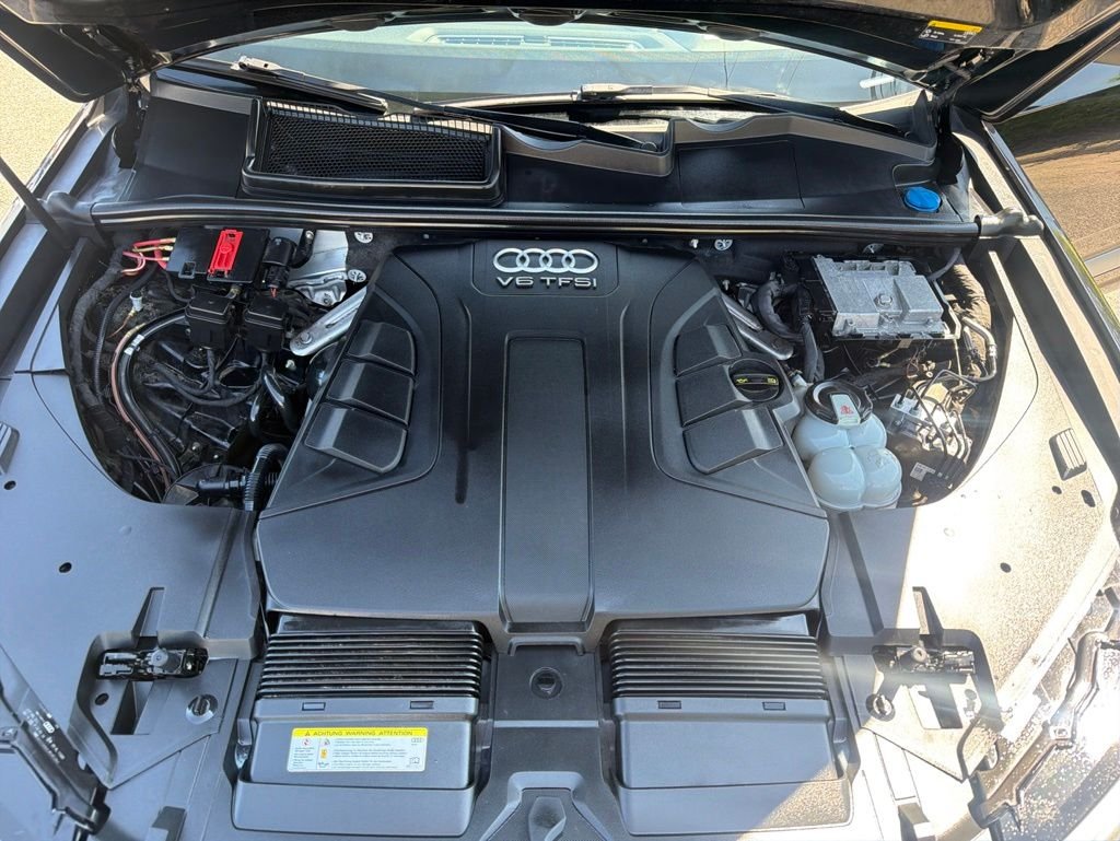 Used 2018  Audi 3.0T Prestige image 9