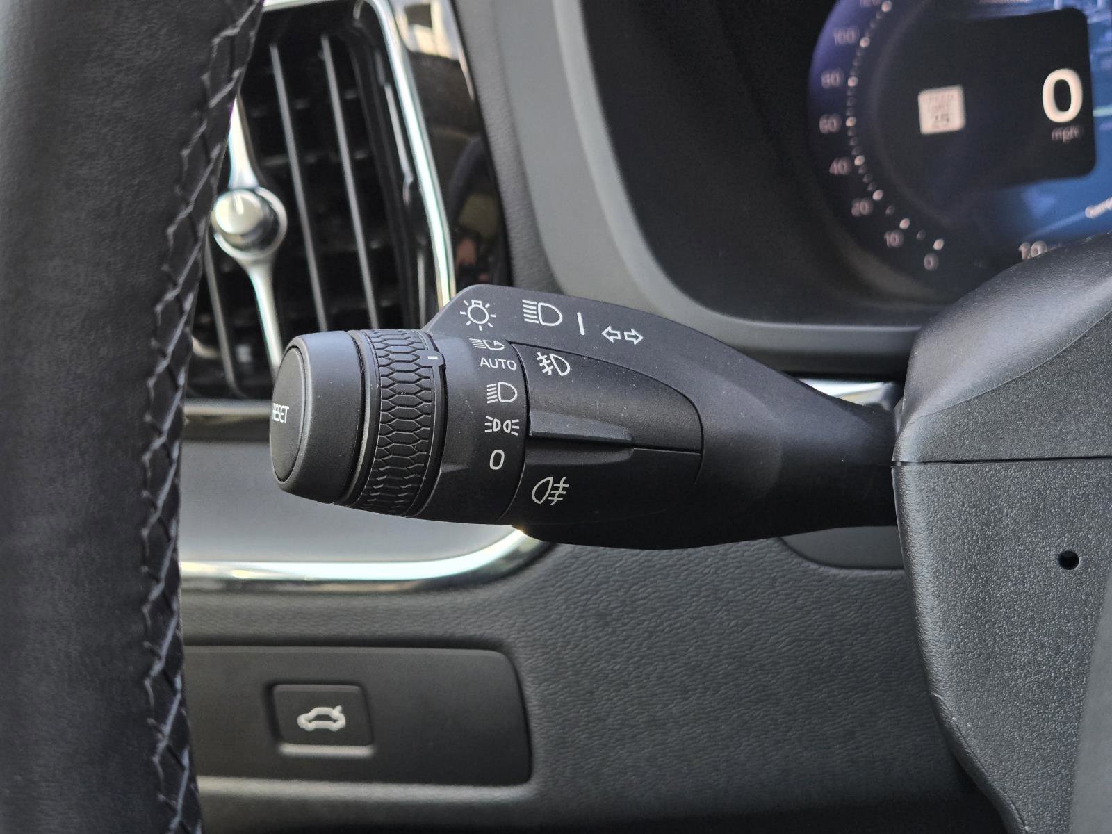 Used 2025 White Volvo Core image 19
