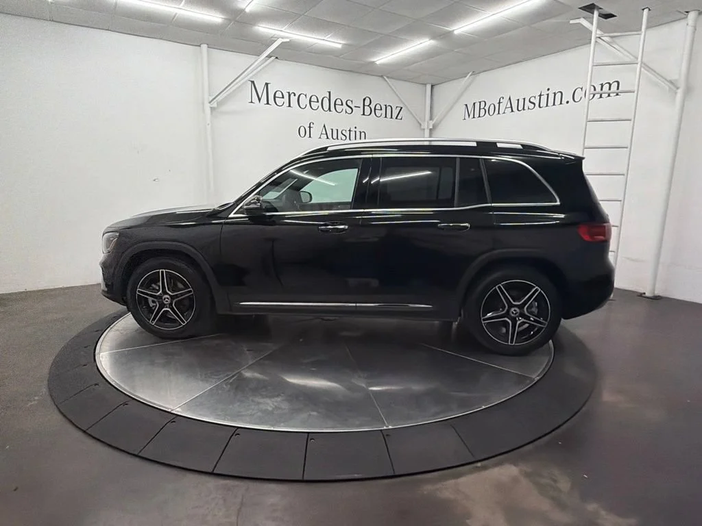 New 2026 Black Mercedes-Benz GLB 250 image 4