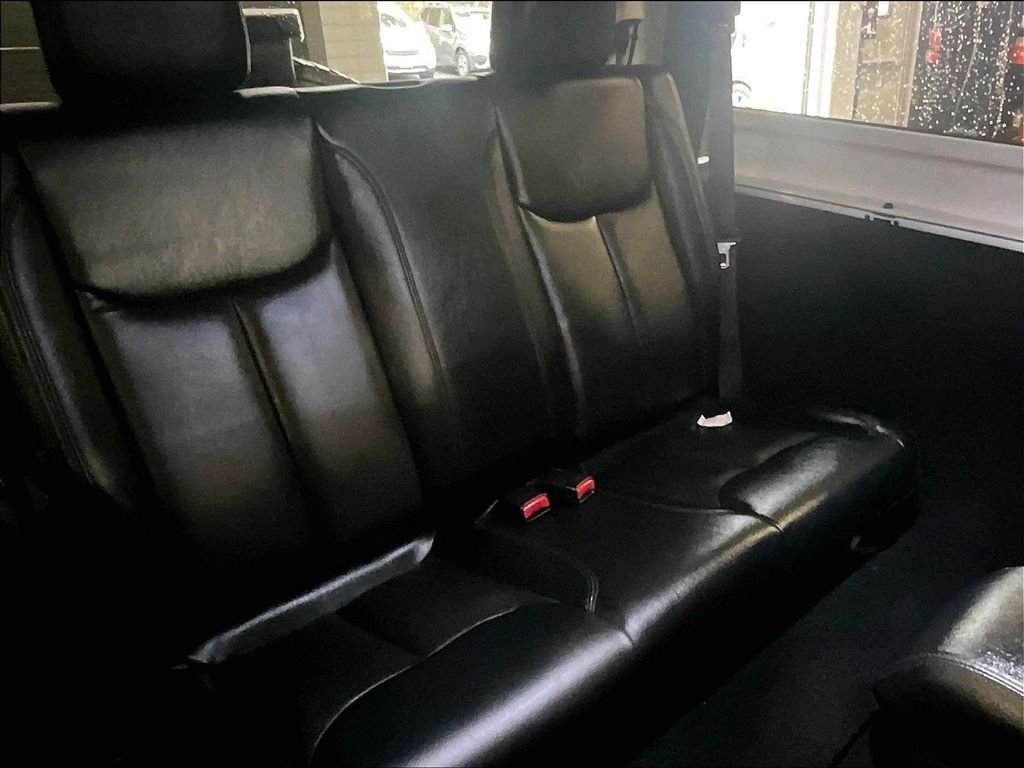 Used 2017 Bright White Clearcoat Jeep Sahara image 16