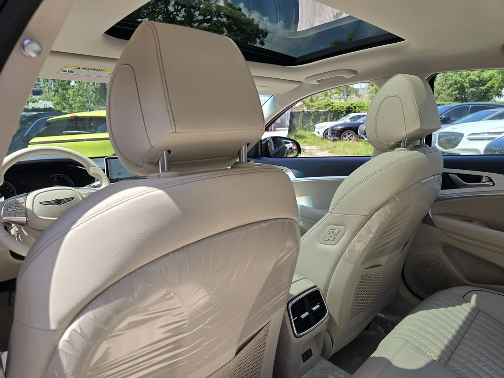 New 2026 Black Genesis 2.5T Prestige image 11