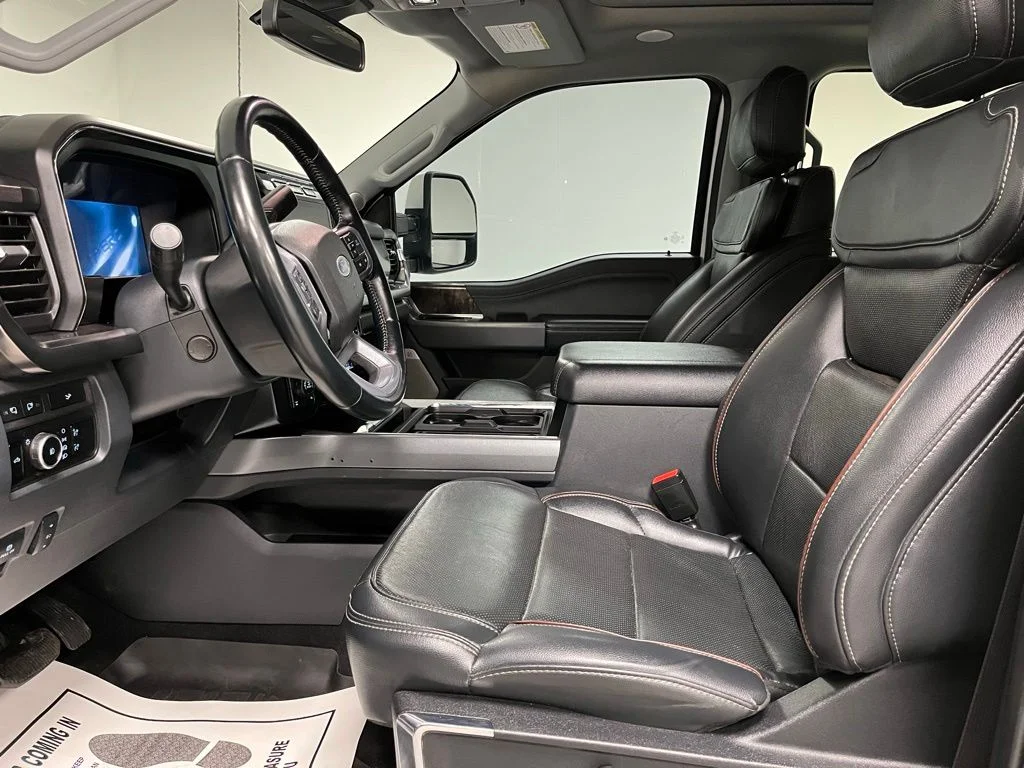Used 2023 White Ford Lariat image 21