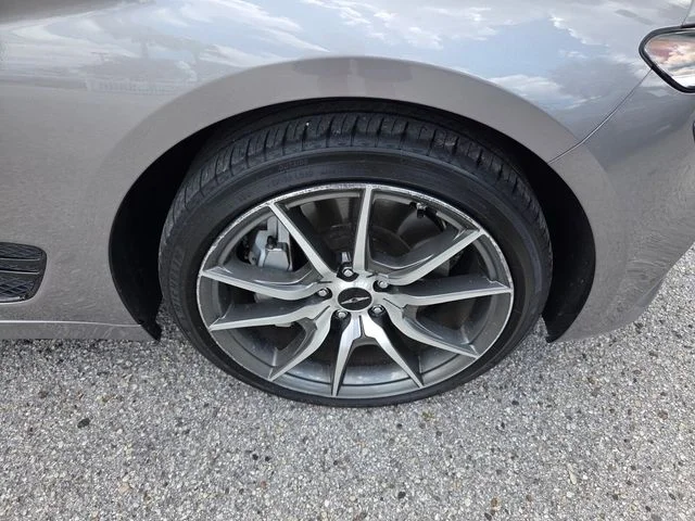 Used 2025 Silver Genesis 2.5T image 17