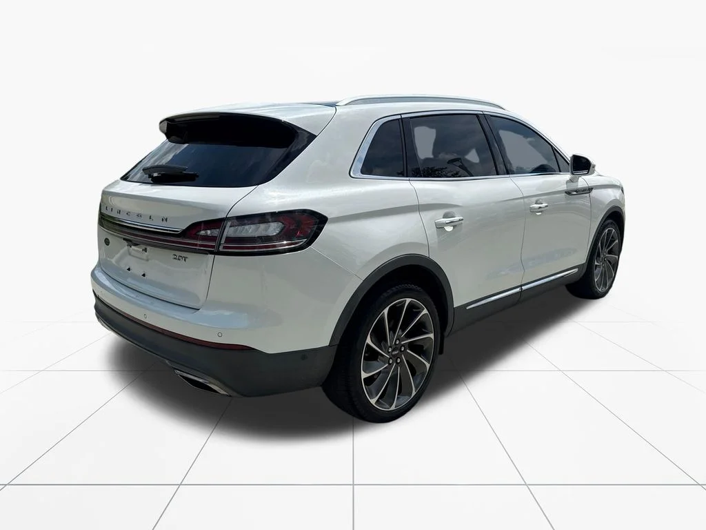Used 2020 White Lincoln Reserve image 8