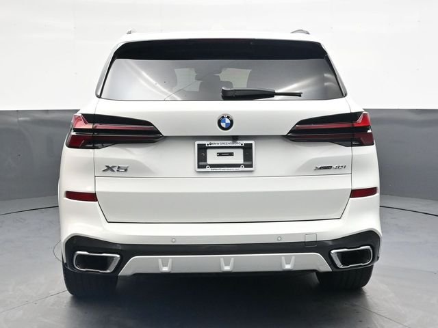 Used 2025 White BMW xDrive40i image 6