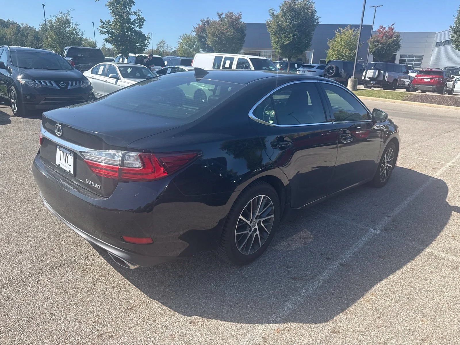 Used 2016 Black Lexus  image 5