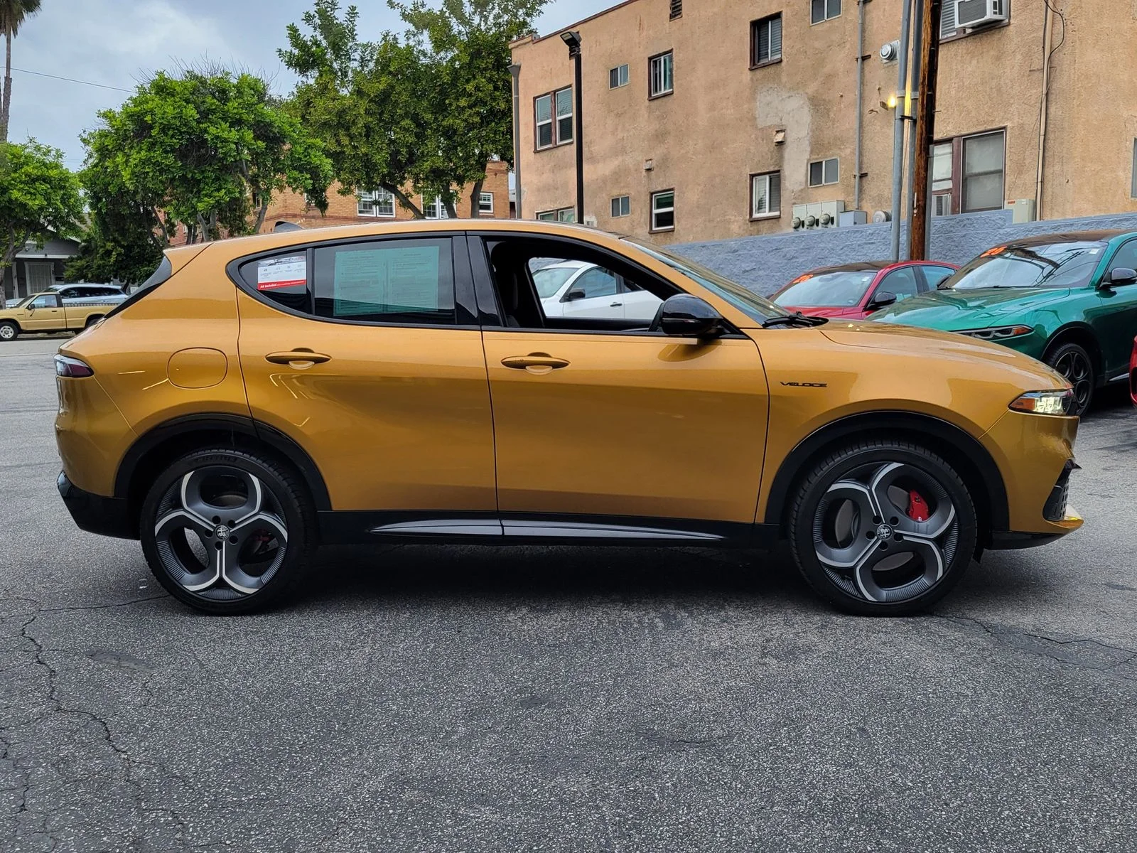Used 2026 Yellow Alfa Romeo Base image 30