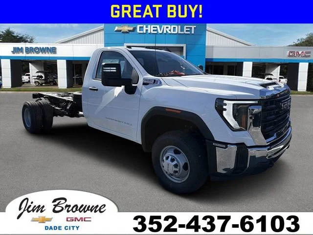 New 2026 Summit White GMC Pro image 1