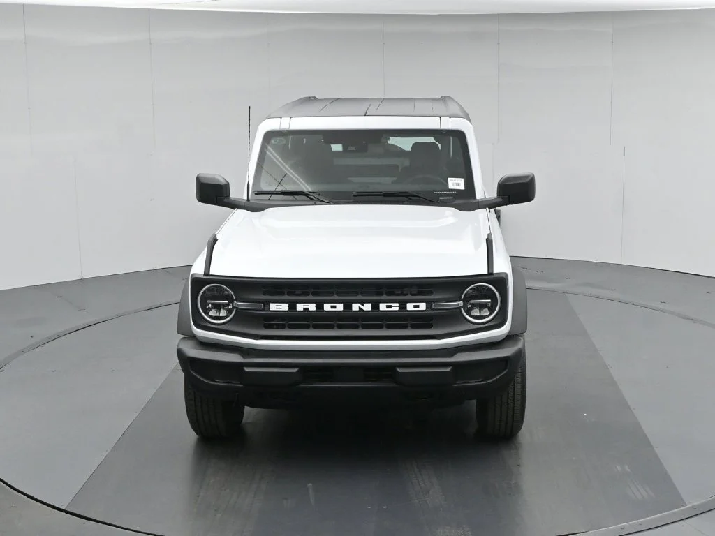 New 2026 Oxford White Ford Base image 33