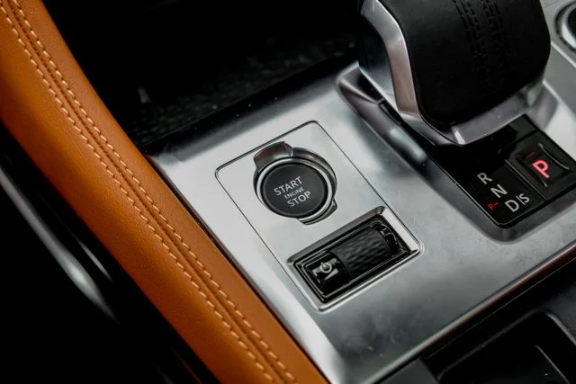 2026 Jaguar F-Pace R-Dynamic S - Photo 25