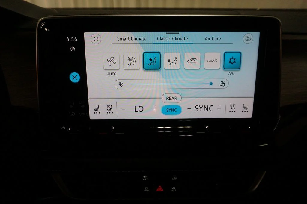 New 2026 Pure Gray Volkswagen 2.0T SEL Premium R-Line image 18
