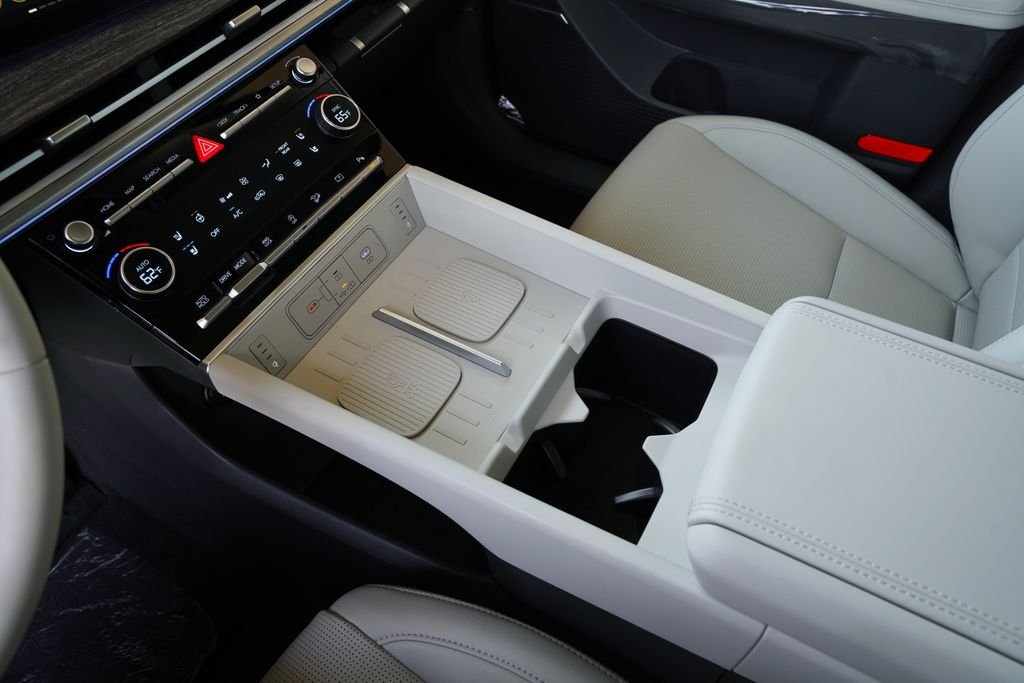 New 2026 Serenity White Hyundai Limited image 54