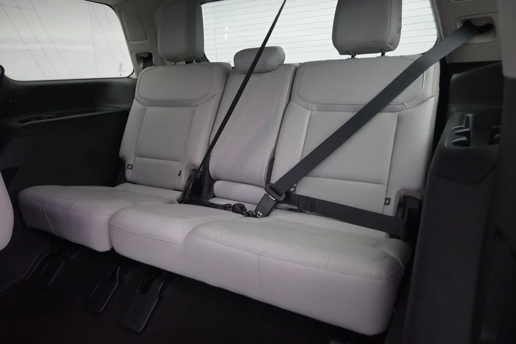 Certified Used 2025 Gray Ford Platinum image 24
