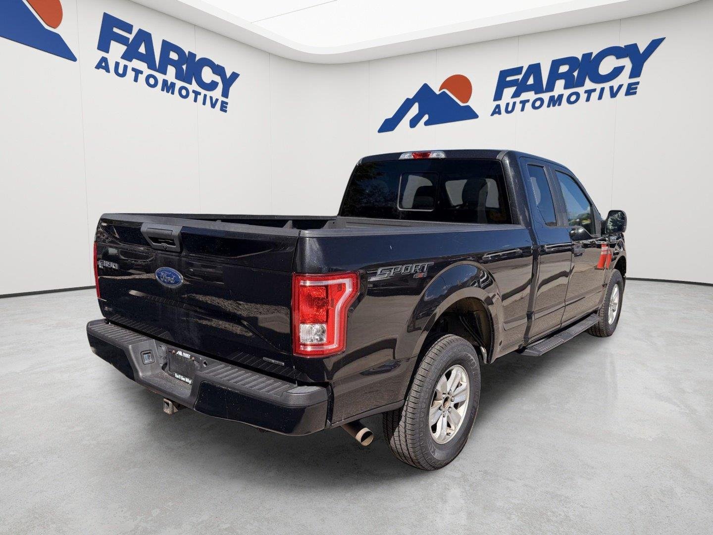 Used 2015 Tuxedo Black Metallic Ford XL image 6