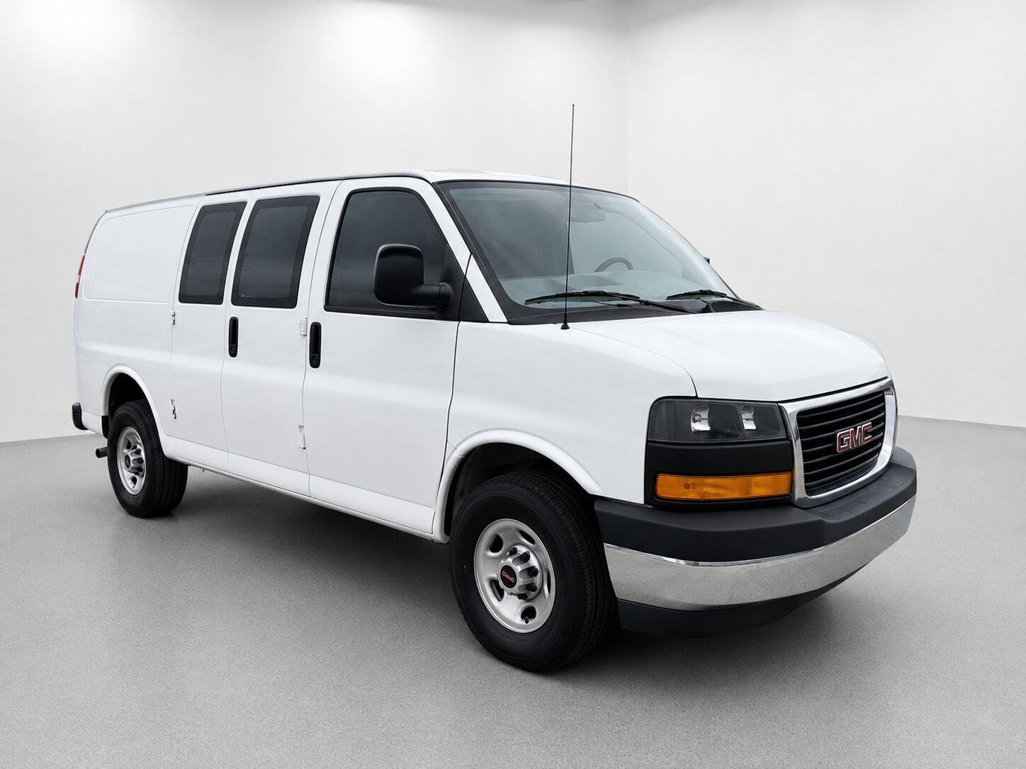Used 2023 Summit White GMC 2500 image 7