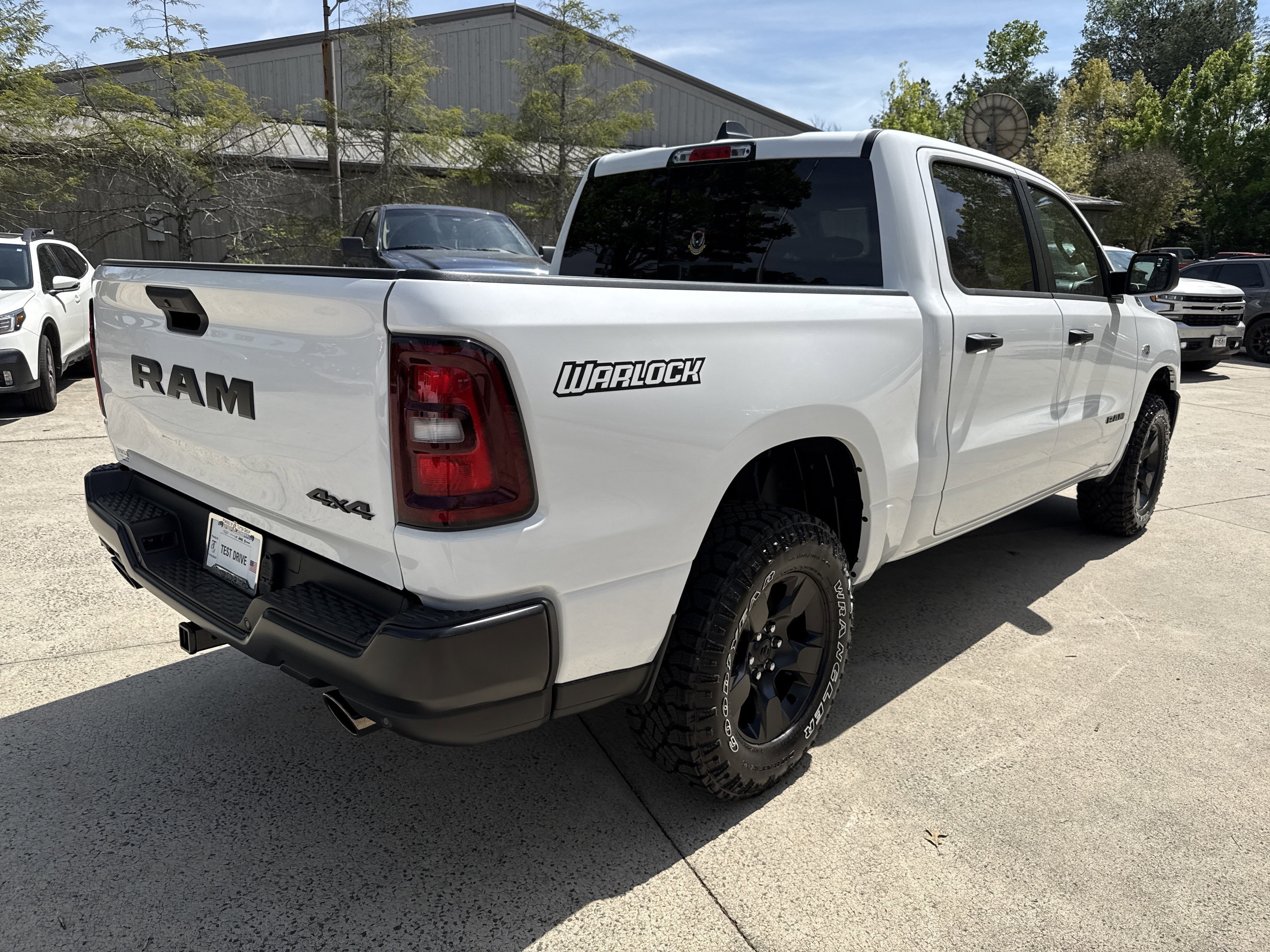 New 2026 Bright White Clear-Coat Exterior Paint RAM Warlock image 7