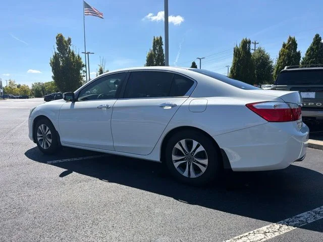 Used 2015 White Orchid Pearl Honda LX image 8