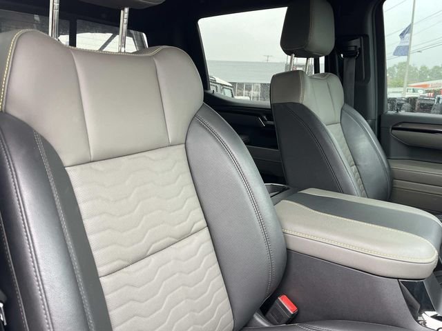 Used 2023 White Chevrolet ZR2 image 26