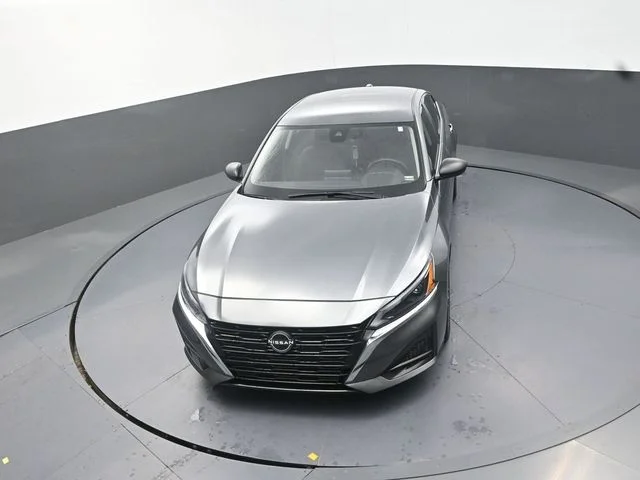Used 2024 Gray Nissan 2.5 SV image 12