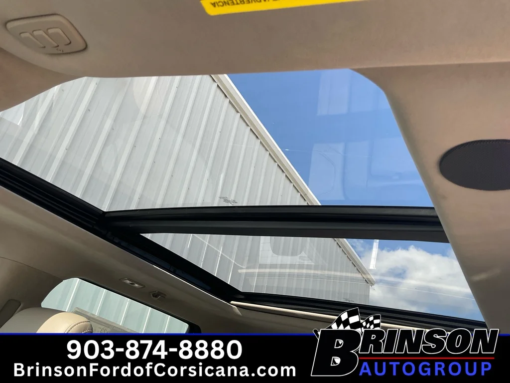 New 2026 Star White Metallic Tri-Coat Ford Platinum® image 15