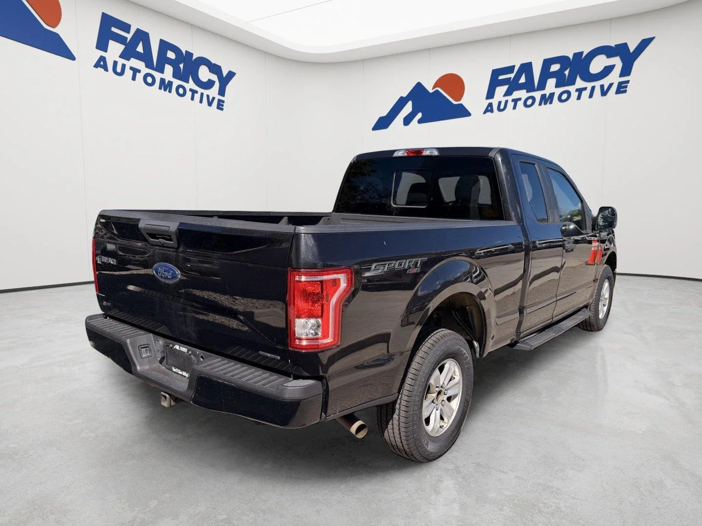 Used 2015 Tuxedo Black Metallic Ford XL image 6