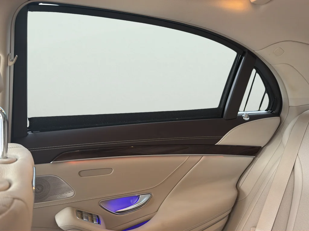 Used 2019 designo Diamond White Mercedes-Benz S 450V image 30