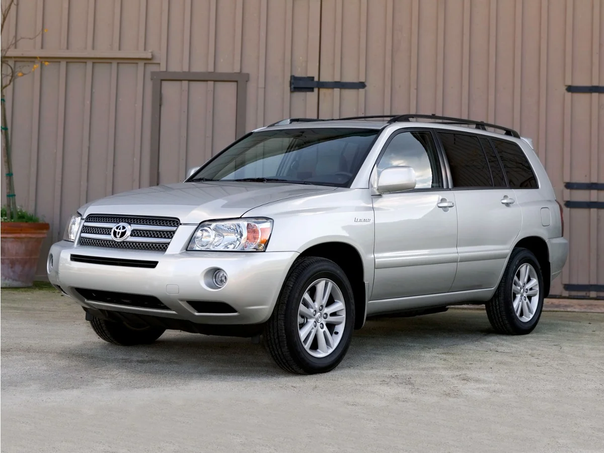 Used 2007  Toyota V6 image 1