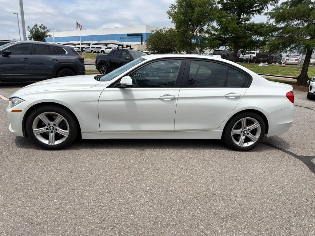 Used 2014 White BMW 328i image 2