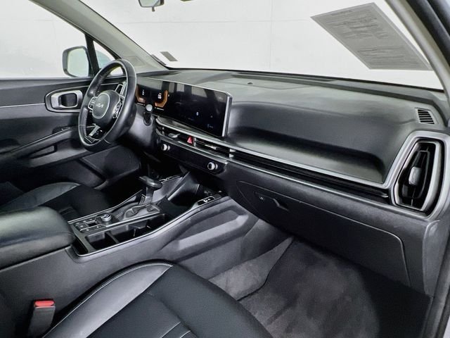 2024 Kia Sorento S - Photo 41