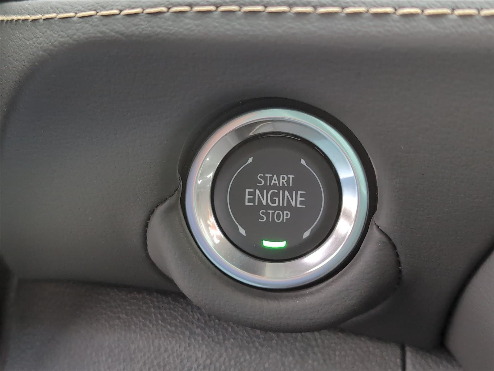 2026 Chevrolet Suburban Premier - Photo 20