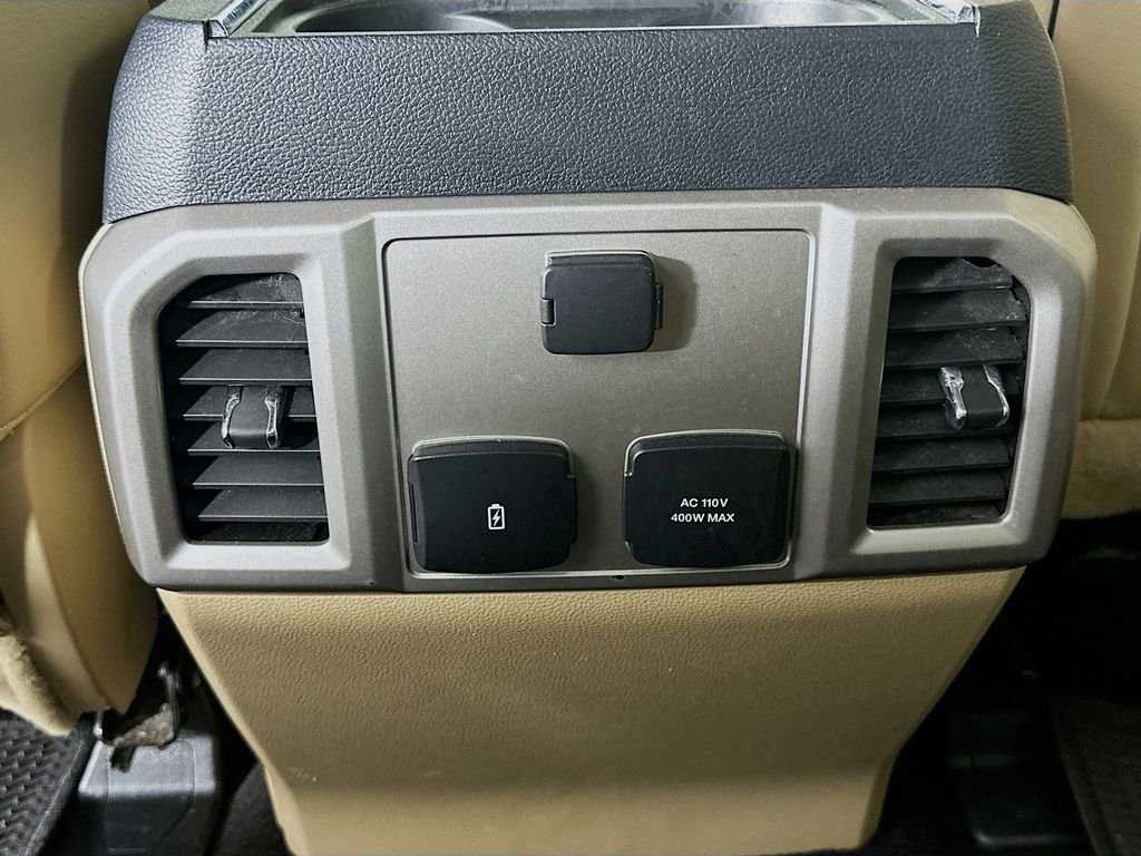 Used 2019 Black Metallic Ford Lariat image 25