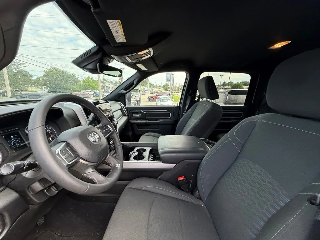 Used 2025 White Ram Big Horn image 14