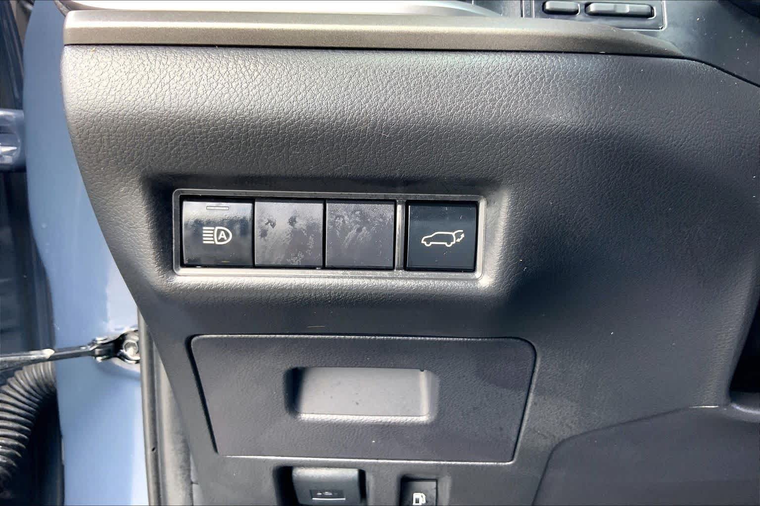 Used 2025 Storm Cloud Toyota XLE image 33