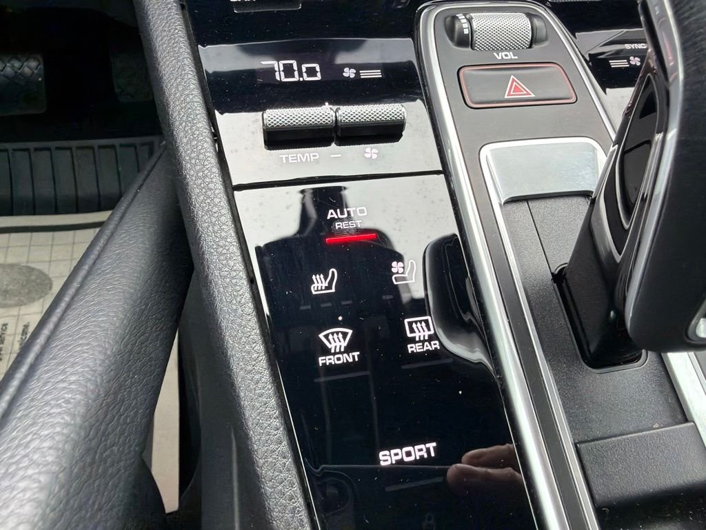 Used 2021 Black Porsche Base image 34
