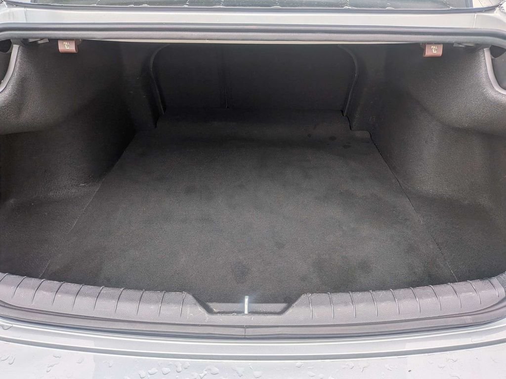 Used 2025 Silver Hyundai SEL image 15
