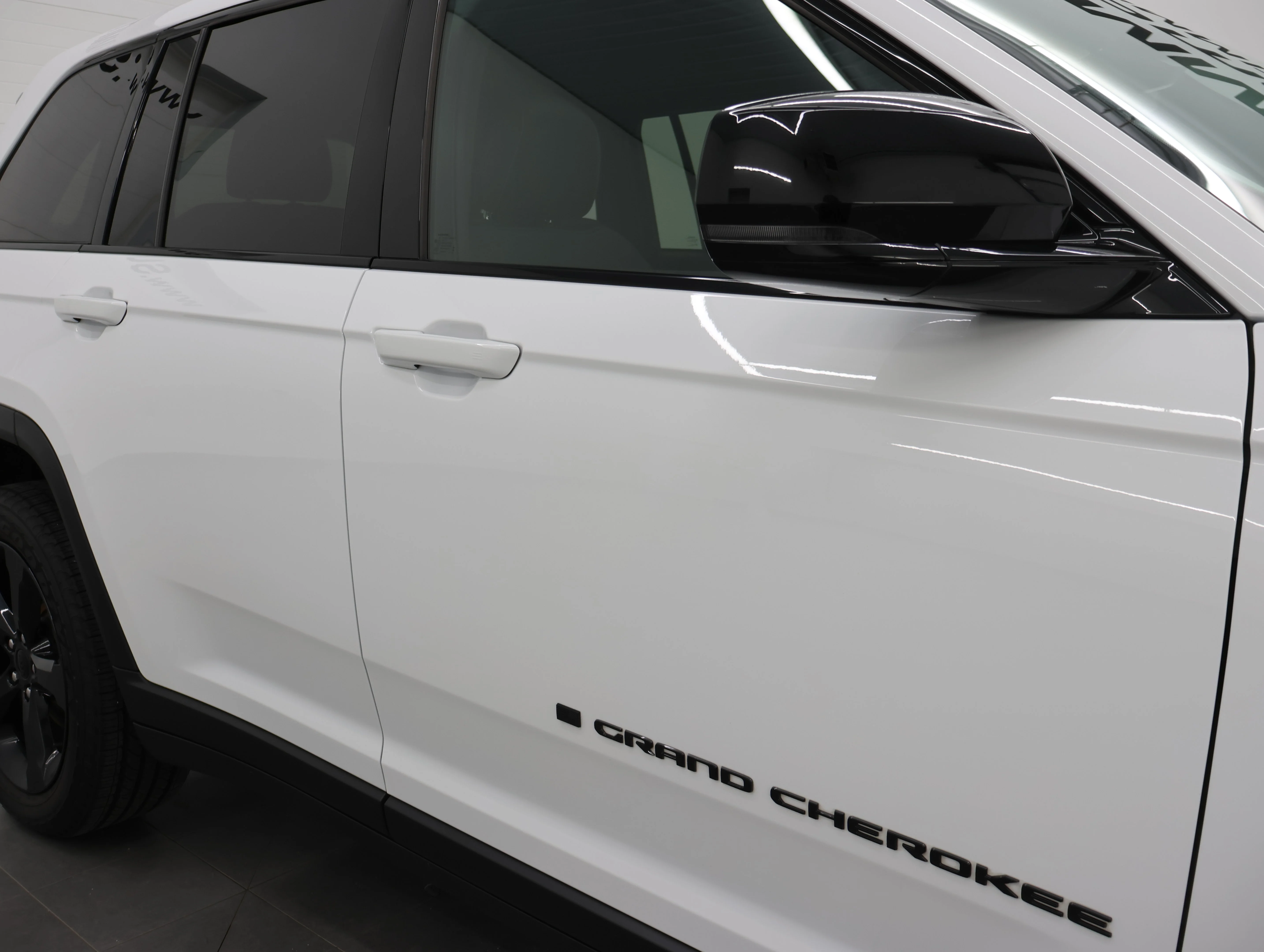 Used 2023 Bright White Clearcoat Jeep Altitude X image 24