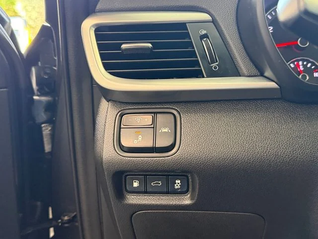 Used 2020 Gray Kia LX image 23