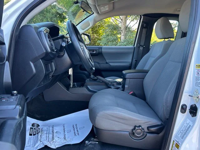 Used 2016 White Toyota SR image 15
