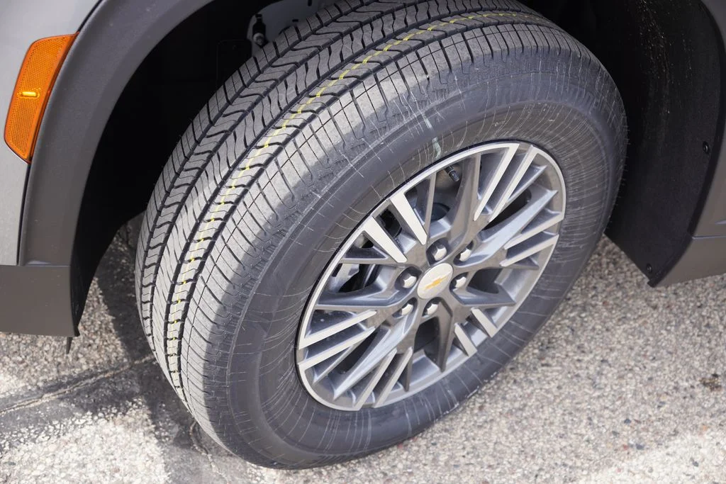 2026 Chevrolet Traverse LT - Photo 9