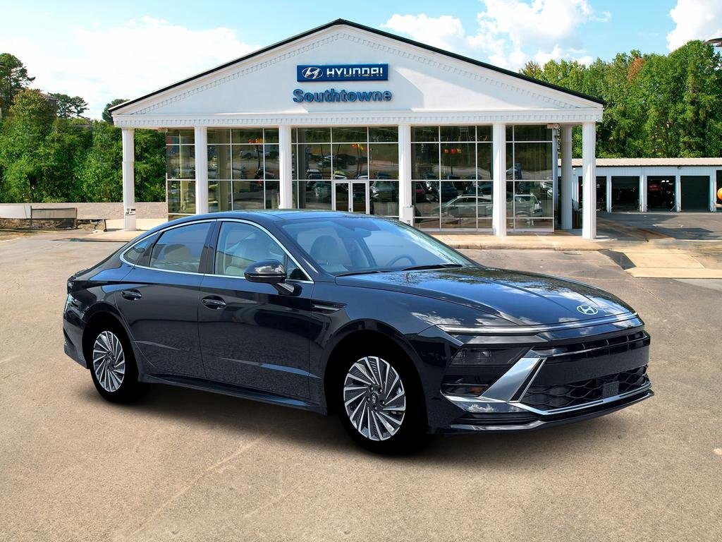 New 2026 Black Hyundai SEL image 10